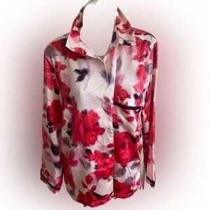 Victoria’s Secret Pajama Top - L  red floral , polyester